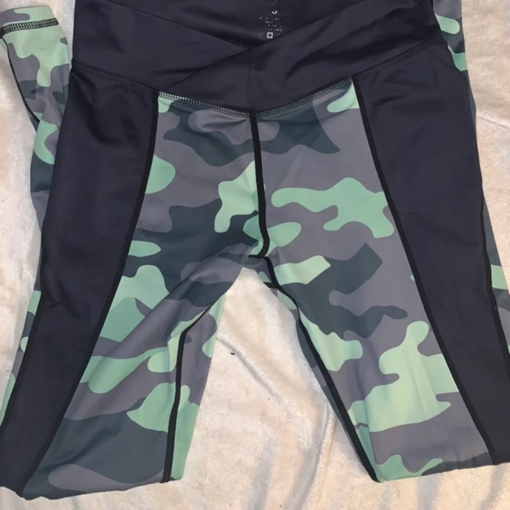 Do You Even small Camo leggings
